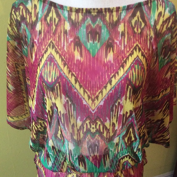 Cute INC Summer Sheer Top size S - Picture 3 of 10